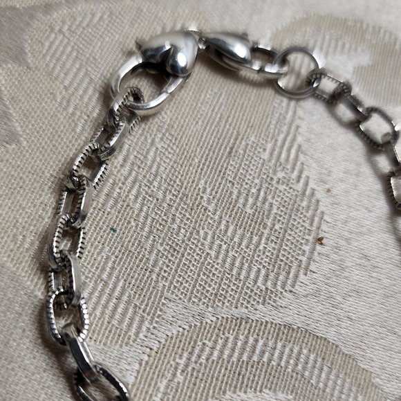 BRIGHTON INITIAL L MIXED METAL CHARM BRACELET - Picture 8 of 14